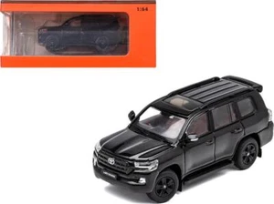 2015 Toyota Land Cruiser (200) Black with Roof Rack 1/64 Diecast Model Car by - Picture 1 of 4