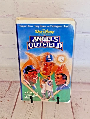 Angels in the Outfield VHS Walt Disney Home Video Rated PG Running Time 103 mins - Imagem 1 de 4