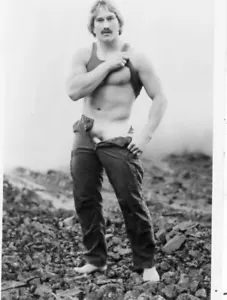 FOX STUDIOS ORIGINAL B/W PHOTO* DEREK SHERMAN* 5X7" B/W* 70S*STAMPED - Picture 1 of 1