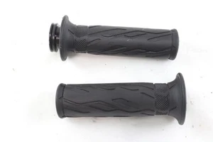 KYMCO AGILITY 125 R16+ 53166ALJ8E10 53140ALJ8E10 PAR DE MANILLAS DEL 21 GRIPS - Imagen 1 de 2