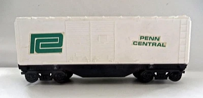 Lionel Uncatalogued End of Production Mt Clemens Cheaply Made PennCentral BoxCar - Image 1 of 4