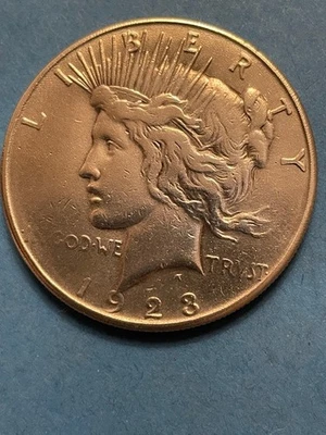 Dólar de plata Peace de 1923 Foto 1 de 2