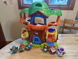 Playskool Weebles Wobble Musical Treehouse Playset With 6 Figures & Swing Works - Picture 1 of 7