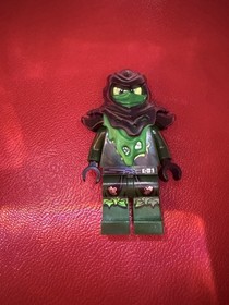 LEGO &copy; njo154 100% ORIGINAL Possessed Lloyd Ninjago Minifig in Set 70736 70732