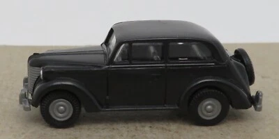 Praline Ho 1/87 Opel Olympia 1938 Limousine Nera #81101 Non Box - Immagine 1 di 4