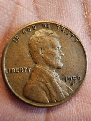 1959 D Lincoln penny error “L” On Liberty on Rim - Rare US Coin Errors - Image 1 of 2