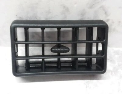 1998-2005 Ford F150 F250 F350 Dash Air vent Passenger OUTER  Side BLACK OEM  - Image 1 of 4