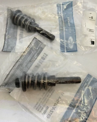 NUEVO GENUINO FORD EXPLORER TUBO DE ESCAPE PERNO Y RESORTE JUEGO DE 2 PIEZAS E9TZ5G215A OEM Foto 1 de 2