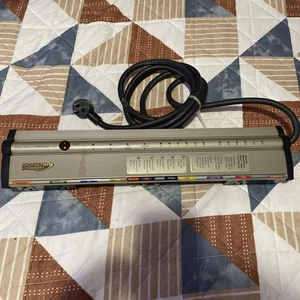 Monster Power Home Theatre Power Bar MPB 1100 probado protector contra sobretensiones de funcionamiento - Imagen 1 de 10