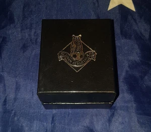 Oldham Athletic FC Boxed Cufflinks - Picture 1 of 3