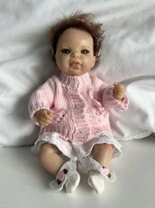 Ashton Drake Vinyl Puppe "Rosie" von Künstler Cheryl Hill 10" groß - Bild 1 von 14