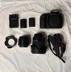 Canon EOS 80D DSLR w/ 50 mm f/1.8 & Sigma 18-50 mm f/2.8 - Picture 1 of 14