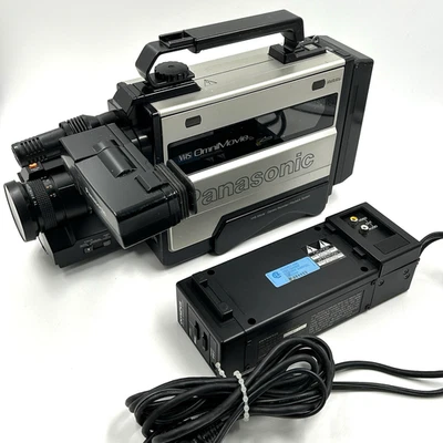 Vintage Panasonic Omnivision VHS PV-200 / Consists of PV-200D Camcorder Untested - Image 1 of 4