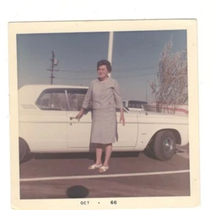 Vintage Photo Woman Classic Car 1960's Found Art DST101 - Picture 1 of 1