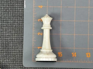 (B16) VINTAGE CAVALIER CHESS TOURNAMENT EDITION Weighted Pieces - 1 White Queen - Picture 1 of 4