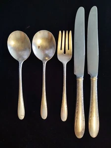 Gorham PAT. Cuchillos, cucharas y tenedor chapados en plata 1940 patrón de hojas Art Nouveau - Imagen 1 de 3