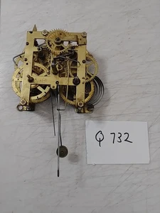 WELCH 30 HOUR PARLOR CLOCK MOVEMENT - Picture 1 of 4