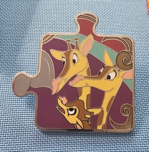 Artist Proof Disney Pin 2023 Character Connection Dumbo Puzzle Giraffen LE 550 - Bild 1 von 2