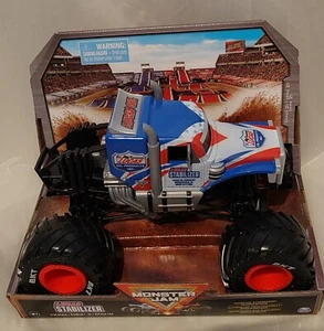 Monster Jam Truck Lucas Stabilizer 1:24 Scale. Series 21, Age 3+ New - Picture 1 of 9