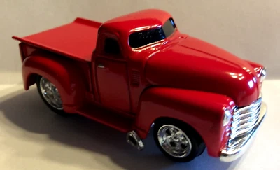 MUSCLE MACHINES 1953 CHEVY PICKUP 1/64   DIE CAST -  53 CHEVY  - RED - Image 1 of 3