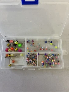Verschiedene Body Piercing Set Zunge, Bauch, Ohr, Augenbraue, alle Piercing Style Farben - Bild 1 von 4