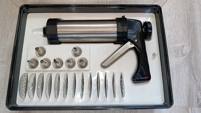 Kitchen Craft, Masterclass Pistola per dolci con trafile - Immagine 1 di 2