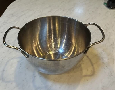 Vintage REVERE WARE STAINLESS STEEL MIXING    BOWL Rare GRIP HANDLES - Image 1 of 4