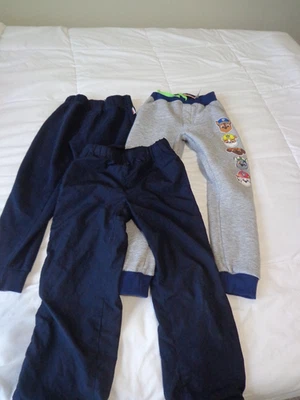 LOTE DE 3 PANTALONES DE CHÁNDAL PR NIÑOS 5/6, PANTALONES DE VIENTO, PAW PATROL-V Foto 1 de 4