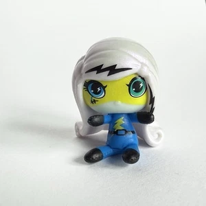 MONSTER HIGH DOLL MINIS MINI Power Ghouls SERIES 1 FRANKIE STEIN Vinyl Figure - Picture 1 of 5