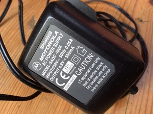 GENUINE MOTOROLA SADC-1604 SPN4680B AC POWERSUPPLY CHARGER MOBILE - Picture 1 of 4