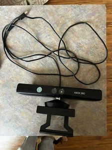 Microsoft Xbox 360 Kinect Sensor Bar. Tested/Works! W TV Mount 1414 - Picture 1 of 2