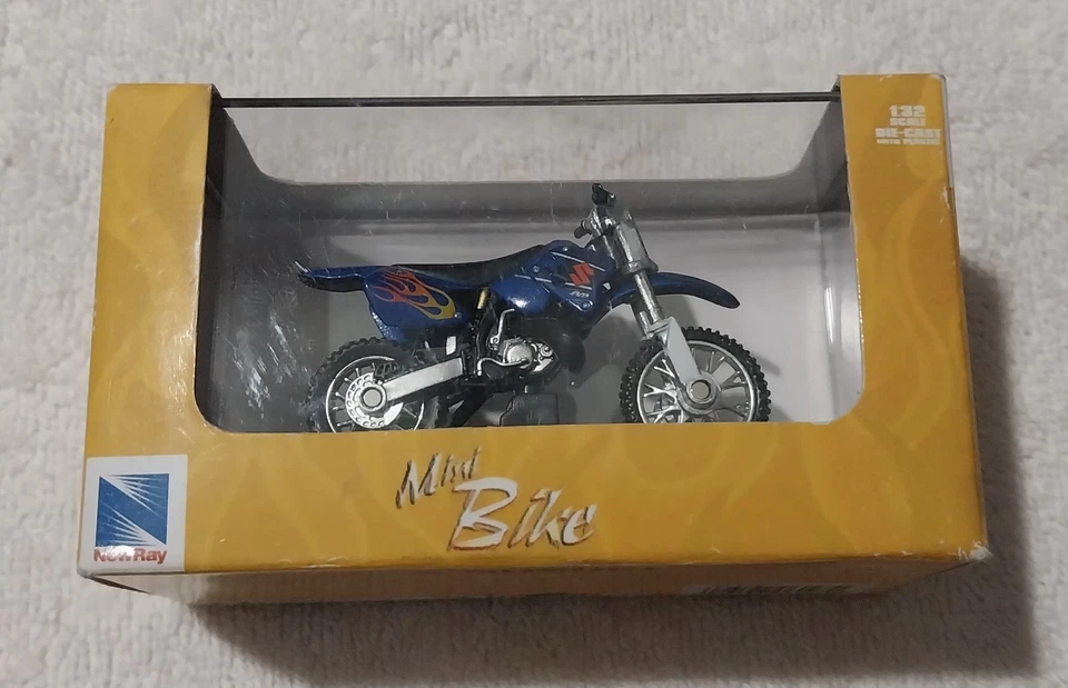 New Ray Suzuki RM 125 Motocross Mini Dirt Bike Motorcycle Blue Die Cast 1/32 - Image 1 of 4