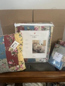 Laura Ashley Bovary Floral Patchwork 100% Cotton Full/Queen Quilt Set - Picture 1 of 5