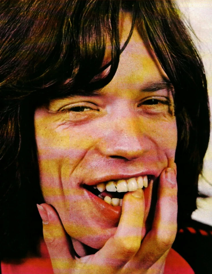 *Postal-"Grupo musical...Mick Jagger de los Rolling Stones"/Sonriendo/ (J15) Foto 1 de 2