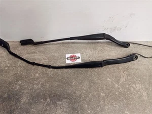 2018 TESLA 3  Left and Right Front Wiper Arms, Bosch  8633748 - Picture 1 of 12
