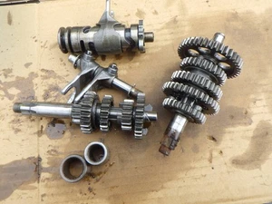 YSR80 2GX Transmission Gear Shift Fork - Foto 1 di 8