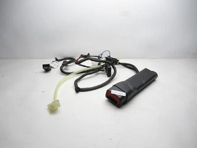 Chevrolet Silverado Sierra 2009-2013, conjunto de hebilla de asiento derecho Tahoe 28177257 OEM Foto 1 de 4