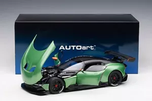 1/18 AUTOart Aston Martin Vulcan Apfelbaum grün metallic Auto Modell 70263 - Bild 1 von 7