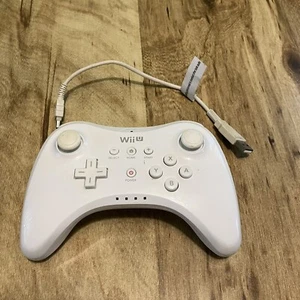 Official Nintendo Wii U Wireless Pro Controller White WUP-005 Genuine OEM Tested - Picture 1 of 8