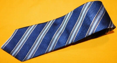 CORBATA A RAYAS AZUL/BLANCO/MARRÓN COLECCIÓN FIRMA DANIEL CREMIEUX - CORBATAS AL CUELLO. Foto 1 de 3