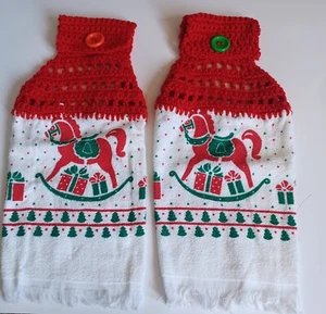 Juego de toallas de cocina retro de Navidad con tapa de ganchillo colgante caballo mecedor vintage     - Imagen 1 de 2