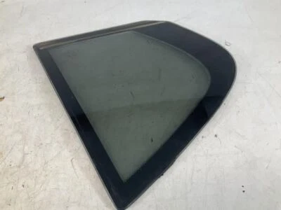 Оригинальное вентиляционное стекло для задней правой пассажирской двери седана BMW 335I 4D 07–11 Q годов выпуска - Изображение 1 из 4