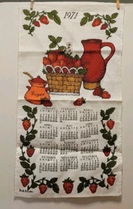 Toalla de té de cocina calendario vintage 1971 lino 29" x 16" Bill Brister fresa - Imagen 1 de 4