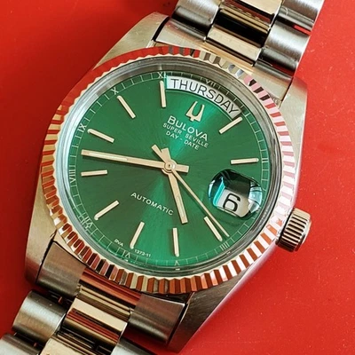 VINTAGE  MEN'S  BULOVA  SUPER  SEVILLE  AUTOMATIC  DAY  DATE  SS  SERVICED CLEAN - Image 1 of 4
