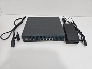 Cisco AIR-CT2504-25-K9 2504 Controller 25 AP con PS NO PoE Vedi Desc 8.5.182 NO PoE - Foto 1 di 1