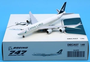 JC Wings 1:400 Cathay Cargo Boeing B747-8F Diecast Aircraft Jet Modelo B-LJN - Imagen 1 de 13