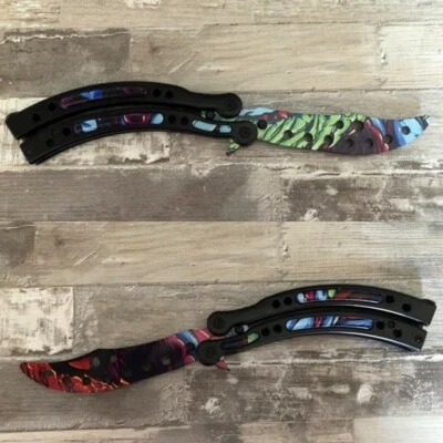 MARKENLOS CS GO Balisong Butterfly HYPER BEAST 2 Messer Skin Knife Striker Trainer Übung