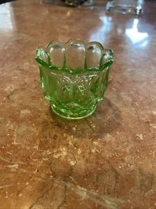 Vintage L.E. Smith Art Glass Green Dominion Pattern Toothpick Holder - Picture 1 of 4