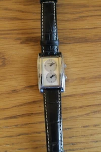Reloj de cuarzo Tiffany & Co doble esfera zona horaria para hombre 070260512 totalmente funcional - Imagen 1 de 10