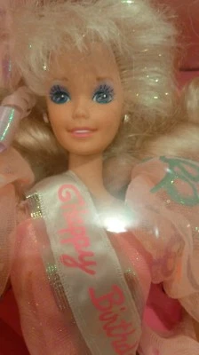BARBIE "FELIZ CUMPLEAÑOS BARBIE" MATTEL 7913 VINTAGE 1990 SIN USAR, EN CAJA ORIGINAL 4UNOW2DAY Foto 1 de 4